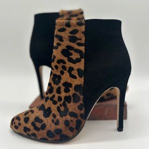 Vero Cuoio Club Moravian Animal Calf Hair Booties Leopard Print